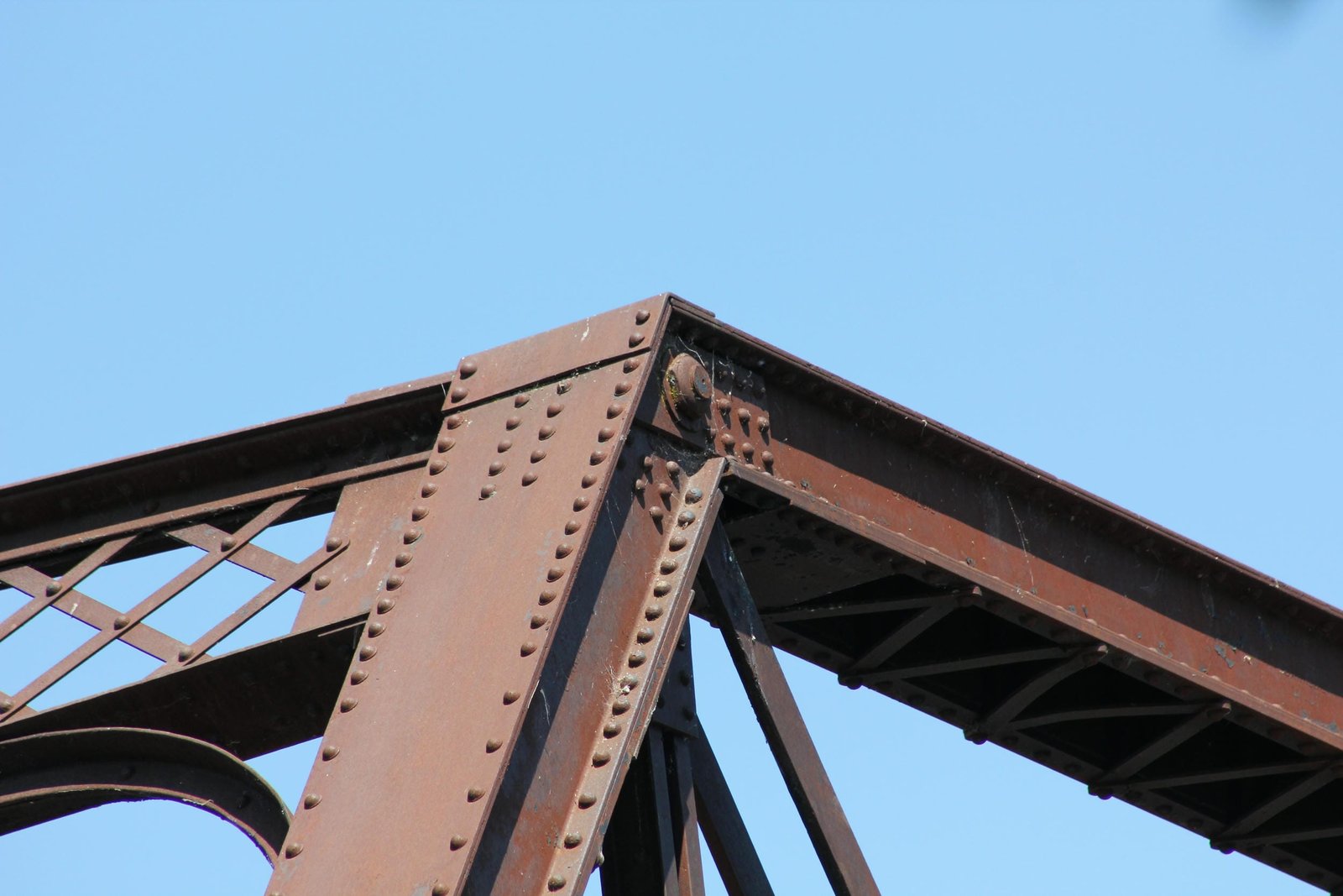 Upper angle connection, span #2